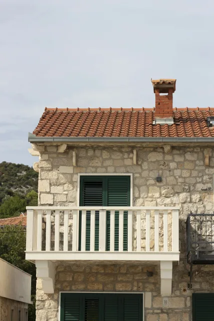 Urla İskele'de Bahçeli 3+1 Kiralık Ev - 2
